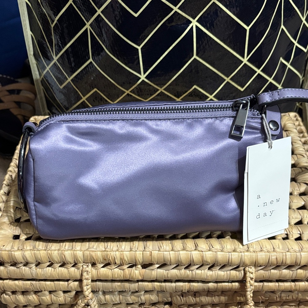 Bundle of A New Day Lavender Wristlet with paparazzi necklace and earrings
